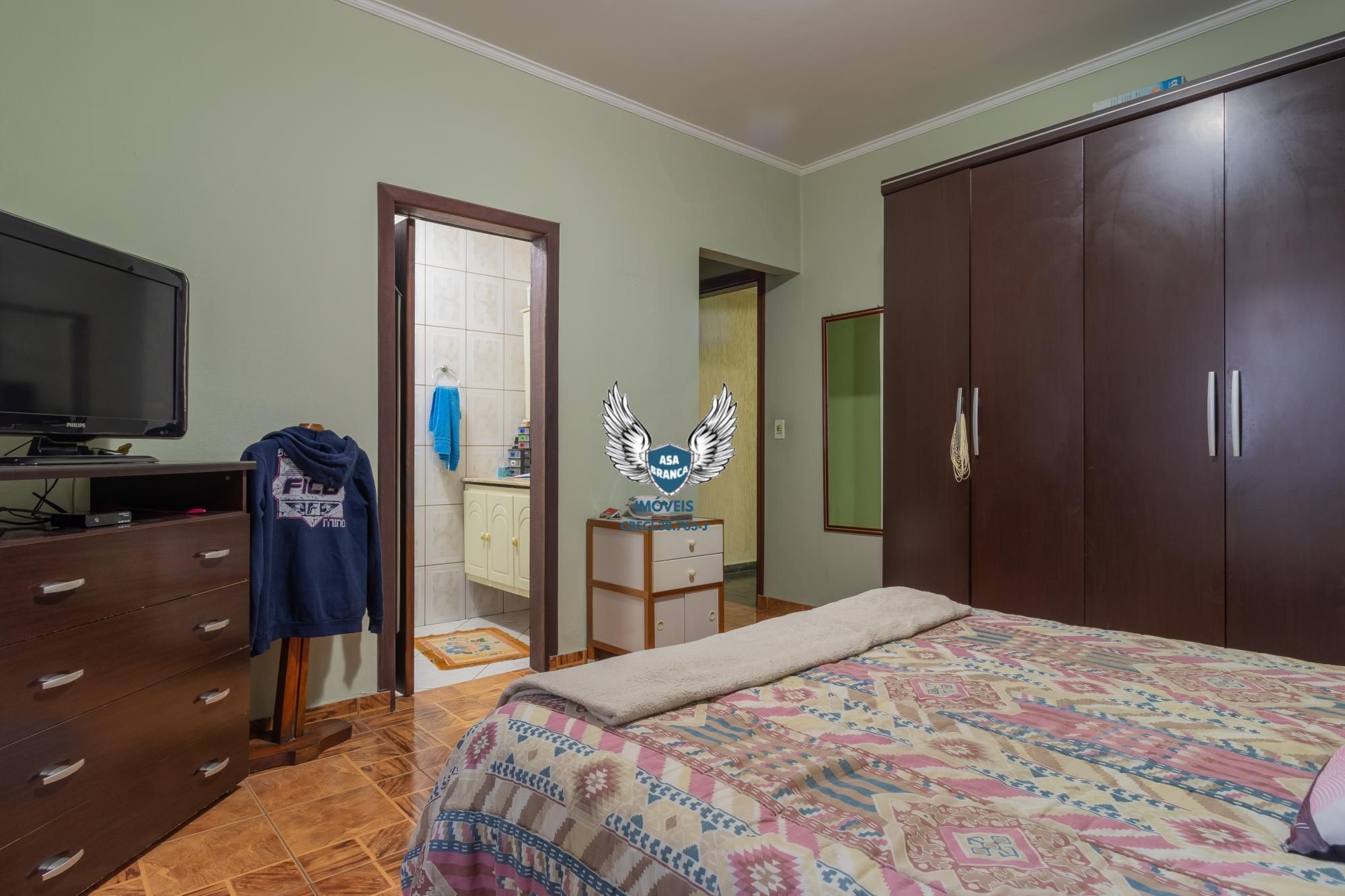 Casa em santana , à 150 metros do metrô com 03 dormitórios sendo 03 suítes