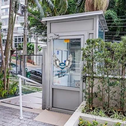 Apartamento na casa verde com 02 dormitórios e 01 vaga de garagem à 450 metros d