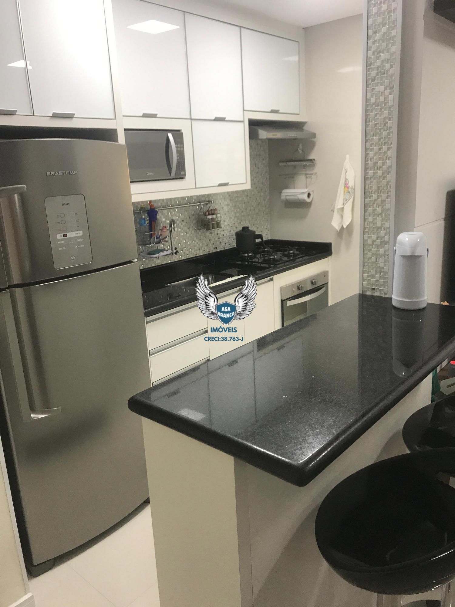 Apartamento no imirim com varanda 02 dormitórios e 01 vaga de garagem ( travessa