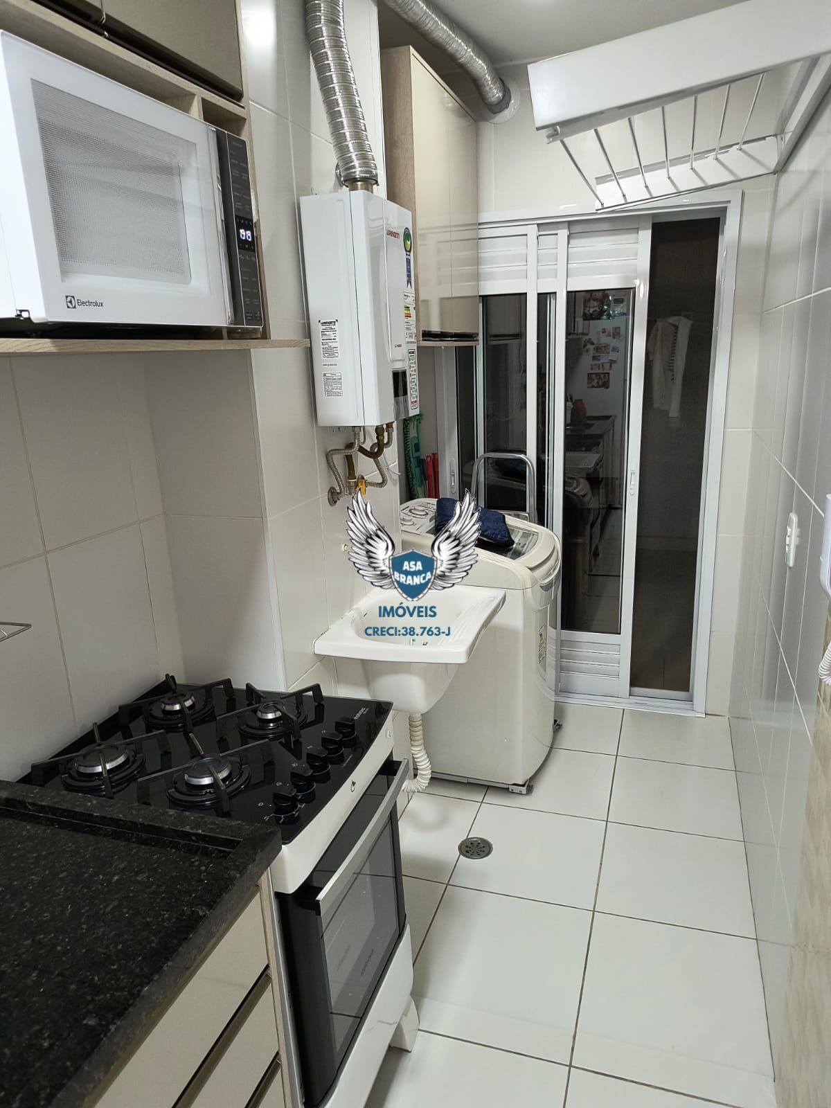 Apartamento na vila ede com 02 dormitórios e 01 vaga de gara