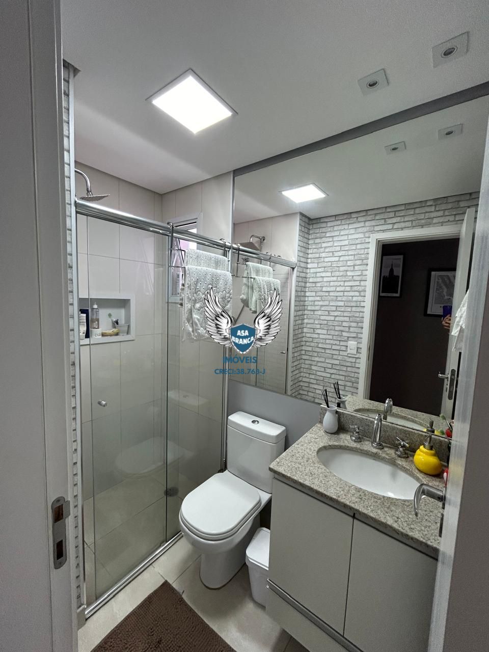 Apartamento no jardim são paulo com 02 dormitórios sendo 01 suíte e 01 vaga de g