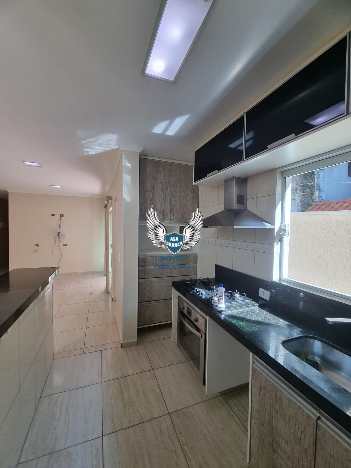Casa térrea de vila no lauzane paulista com 03 dormitórios sendo 01 suíte