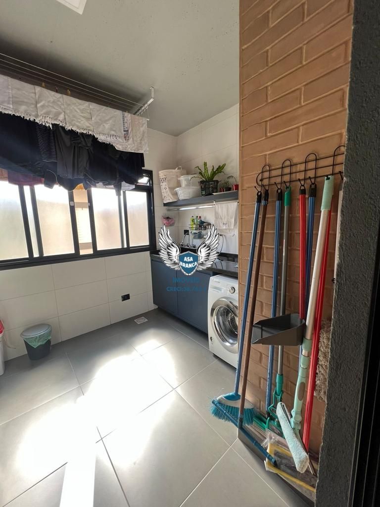 CASA ESTILO LOFT + ESCRITÓRIO (Projeto assinado por Designer de Interiores)