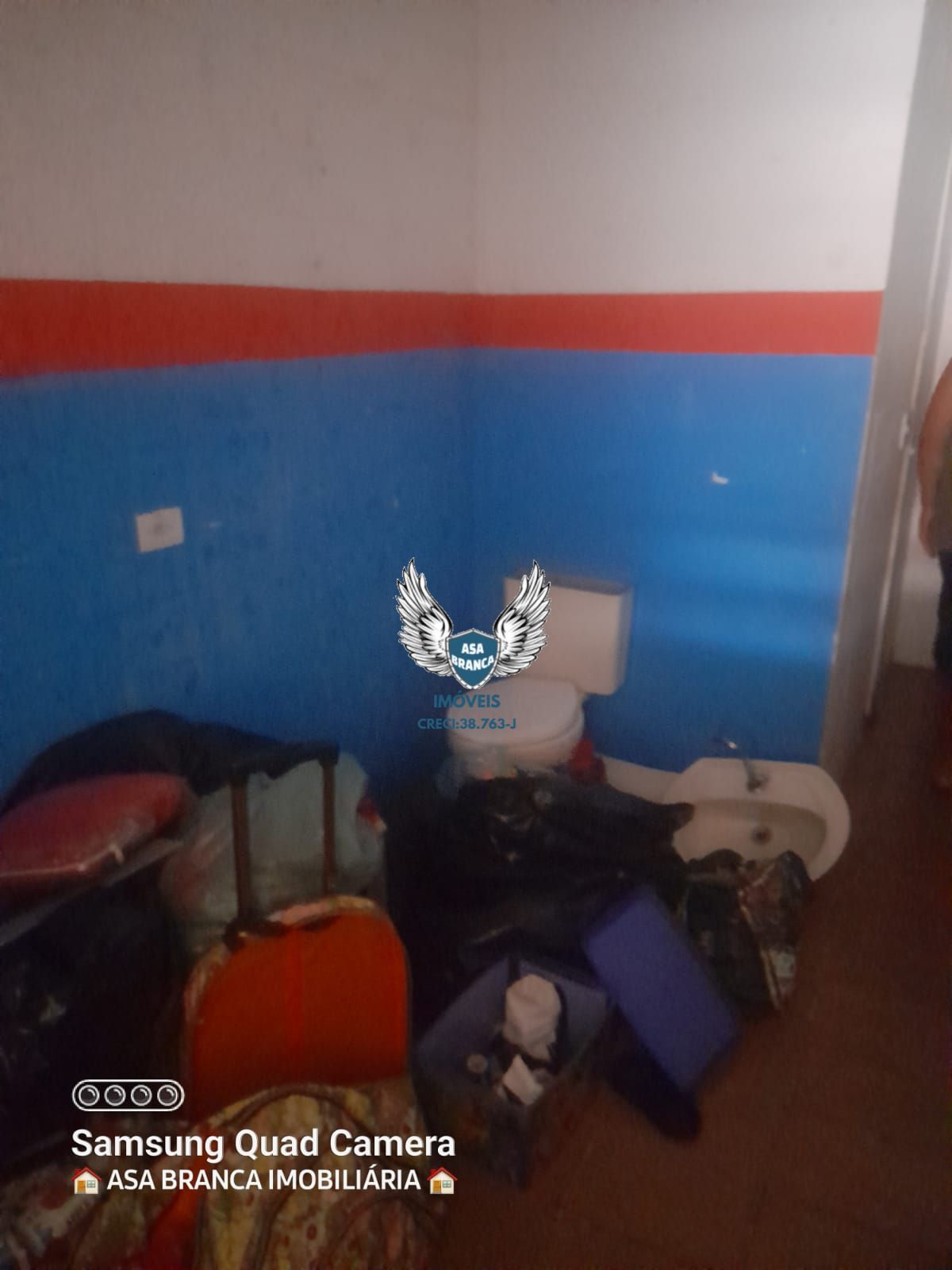 Ótimo sobrado na vila galvão para residência ou renda com 02 casas no terreno (
