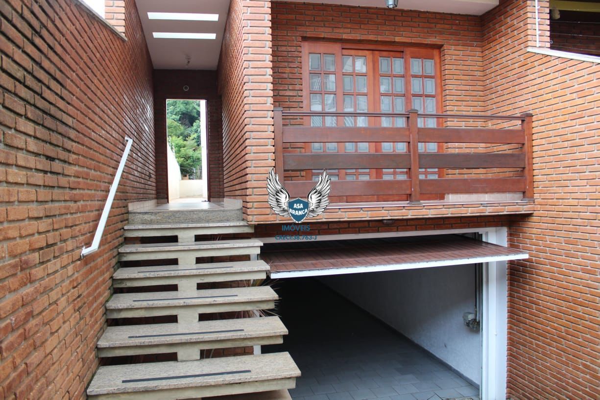 Lindo sobrado no tremembé com 03 suítes, à 15 minutos do shopping metrô tucuruvi