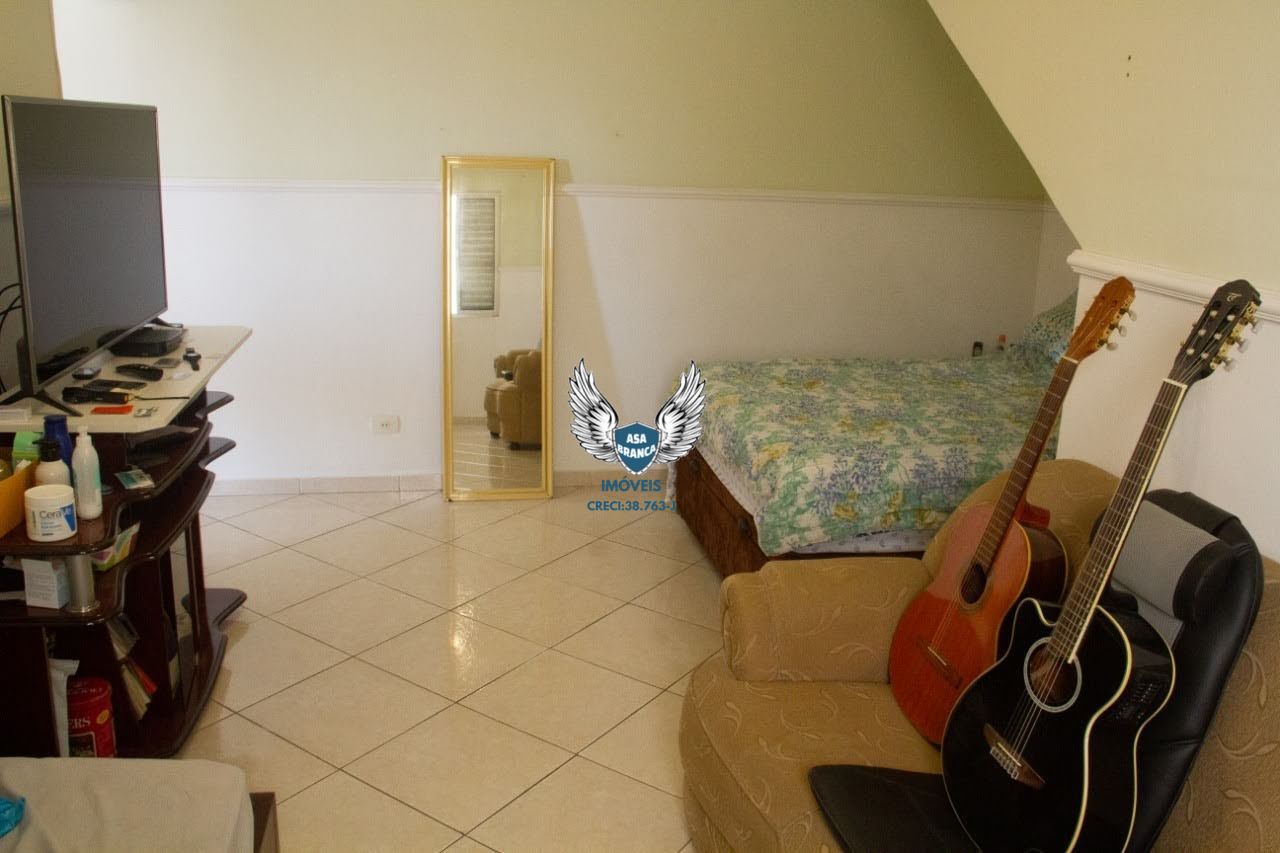 Casa na vila irmãos arnoni com 03 dormitórios sendo 01 suíte