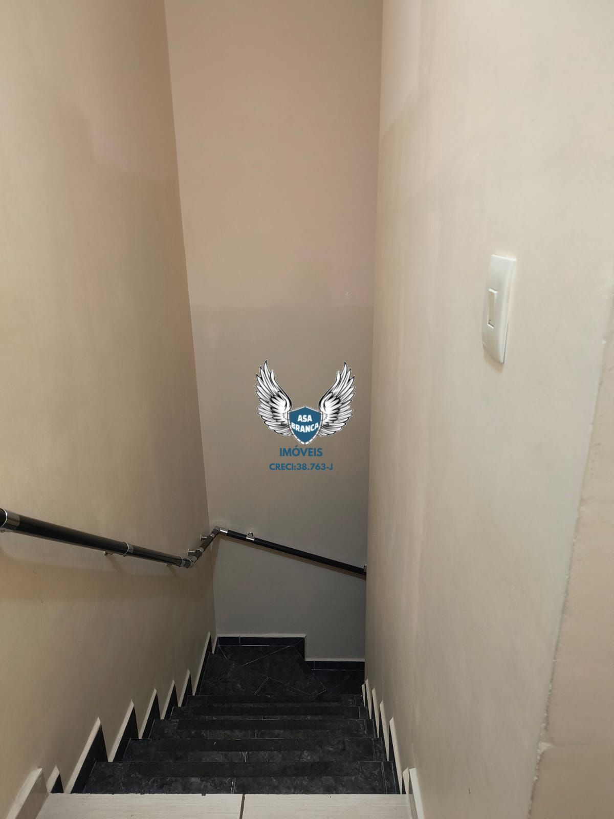 Sobrado no tremembé 02 dormitórios e 01 vaga de garagem