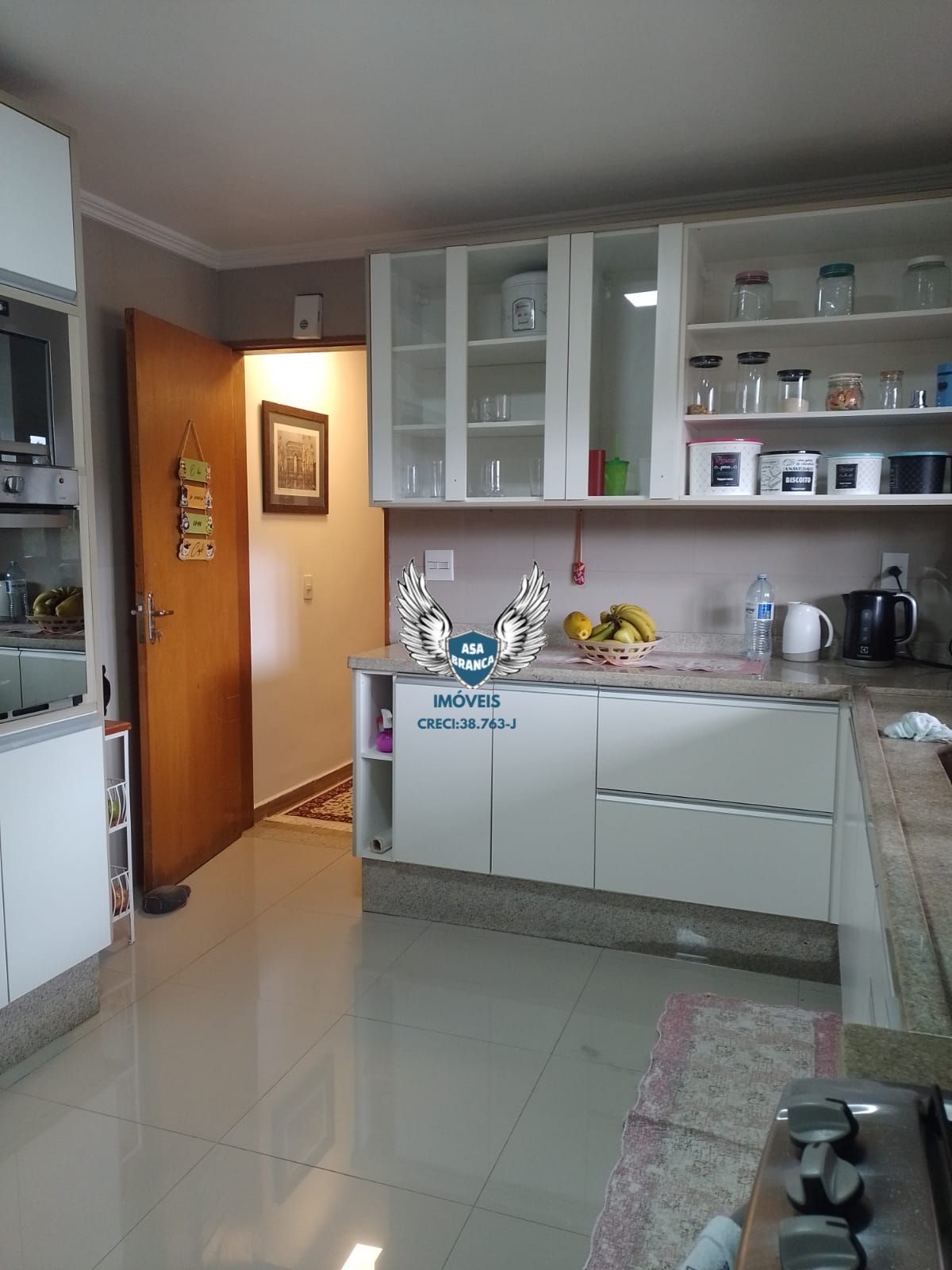Excelente Sobrado, 3 Dormitórios, 1 Suíte com varanda, 2 Vagas, Sala 2 ambientes