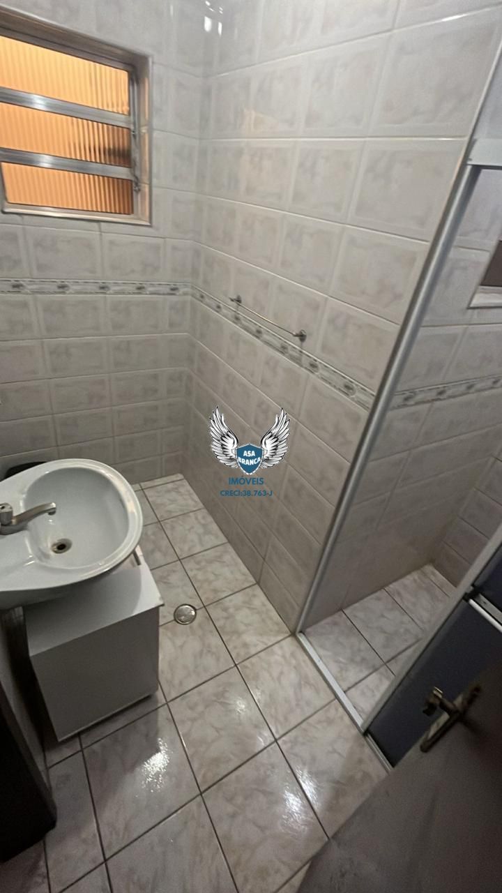 Sobrado em condominio fechado na vila amália com 02 dormitór