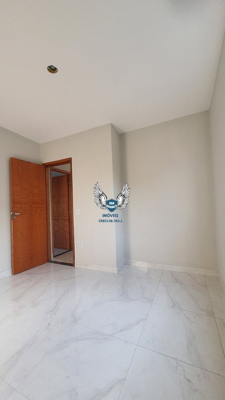 Apartamento de 02 dormitórios com vaga de garagem R$ 306,00 mil , fácil acesso