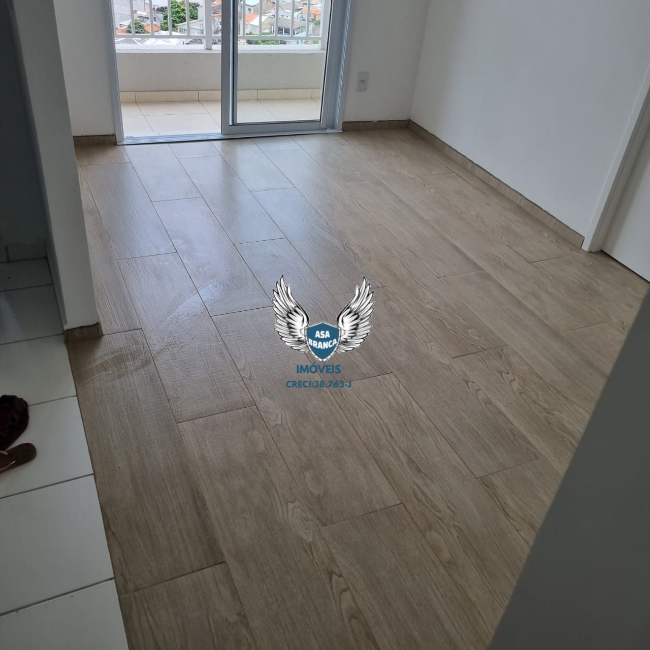 Apartamento na vila guaca com 02 dormitórios e 01 vaga de garagem para venda ou