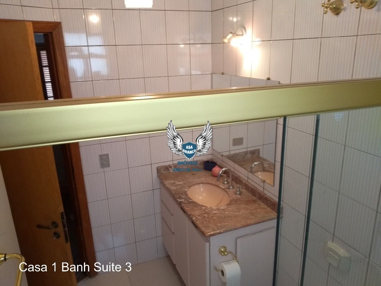 Imóvel com duas casas no terreno