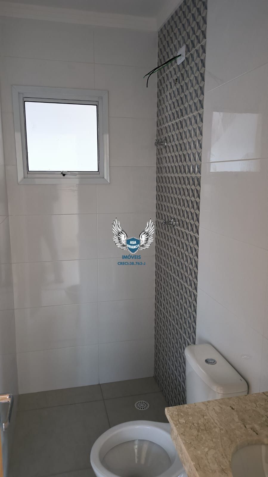 Apartamento na parada inglesa 02 dormitórios , a 06 minutos da estação