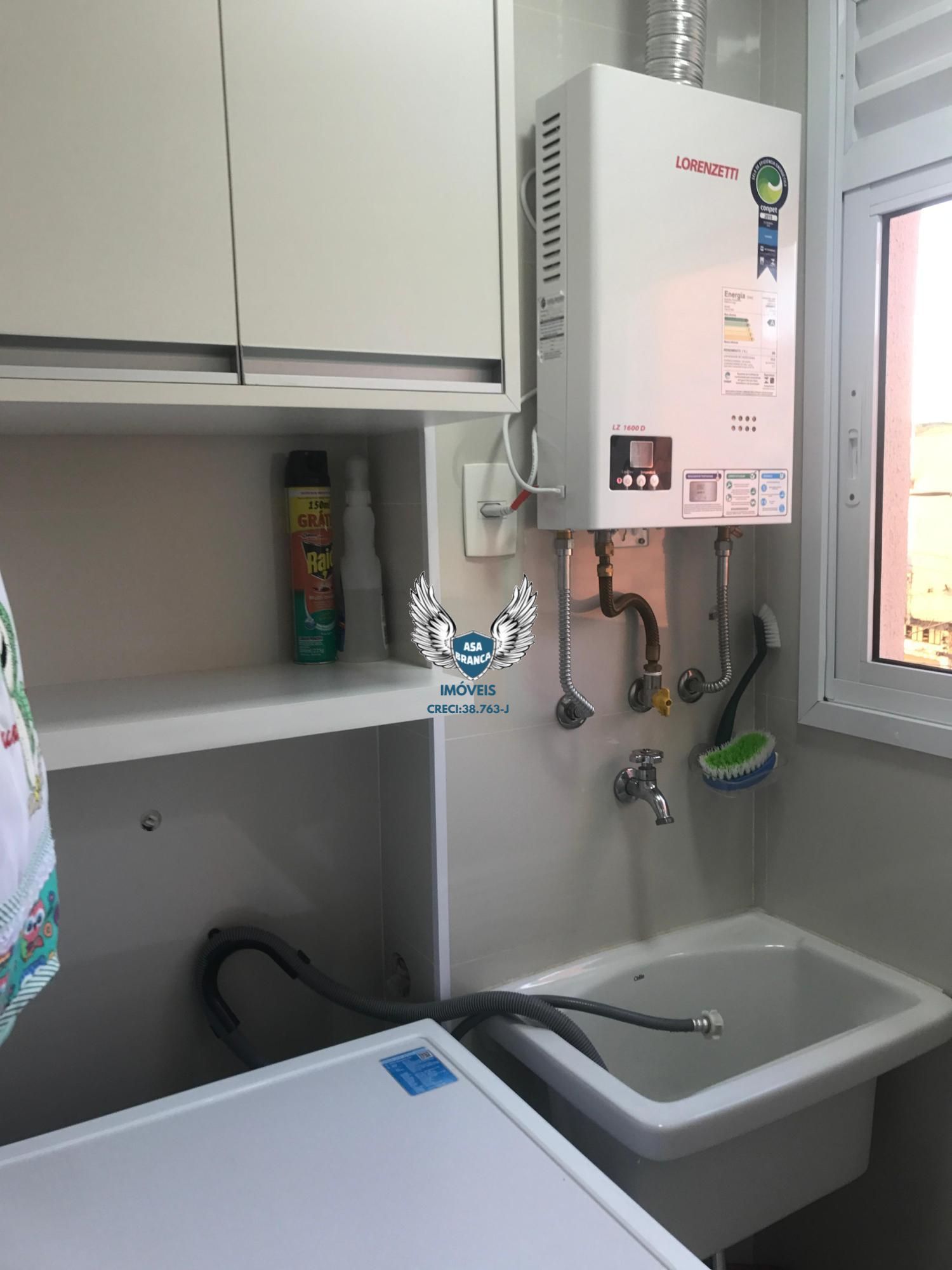 Apartamento no imirim com varanda 02 dormitórios e 01 vaga de garagem ( travessa