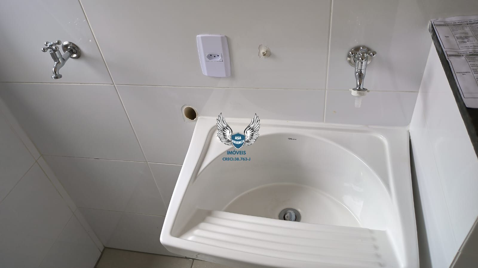 Apartamento na parada inglesa 02 dormitórios , a 06 minutos da estação