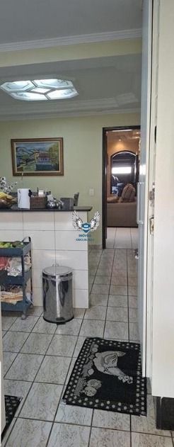 Sobrado no jardim peri 02 dormitórios sendo 01 suíte e 02 vagas de garagem