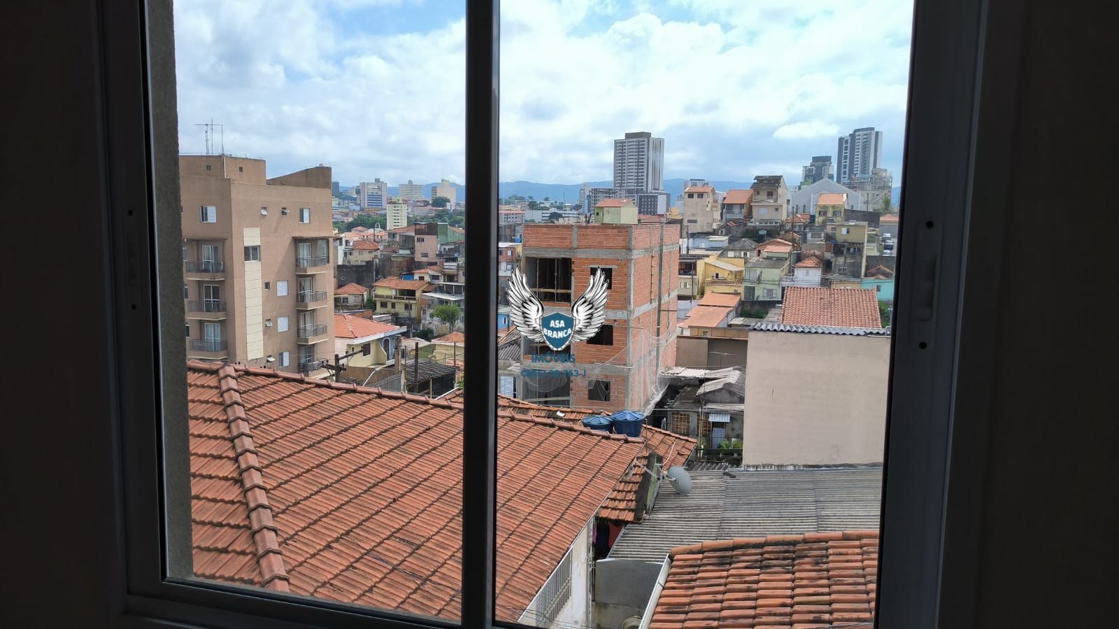 Apartamento na parada inglesa 02 dormitórios , a 06 minutos da estação
