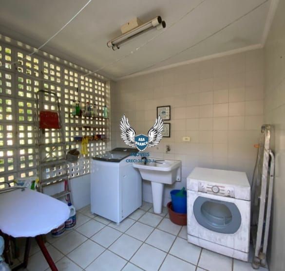 Sobrado em condomínio fechado no tremembé de alto padrão com