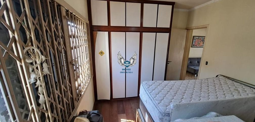 Sobrado no tremembé 05 dormitórios sendo 01 suíte e 04 vagas de garagens
