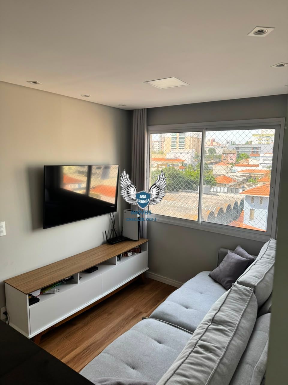 Apartamento na parada inglesa com 02 dormitórios sendo 01 suíte , sem vaga de ga
