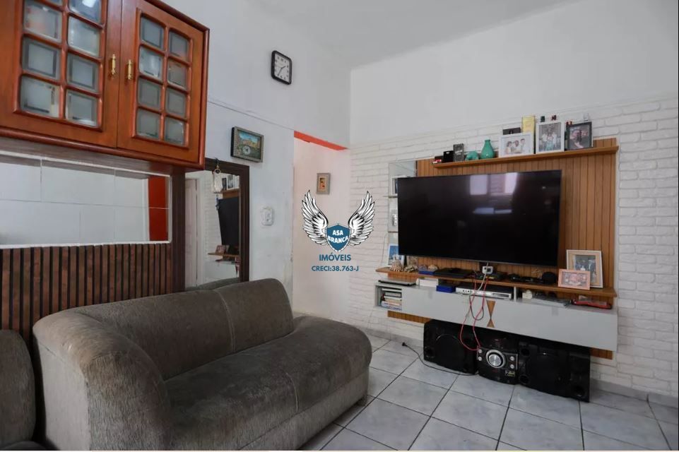 Sobrado em santana com 03 dormitórios sem vaga de garagem