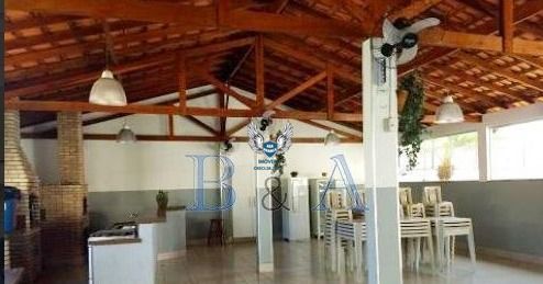 Apartamento em santa teresinha com 03 dormitórios sendo 01 suíte e 02 vagas de g