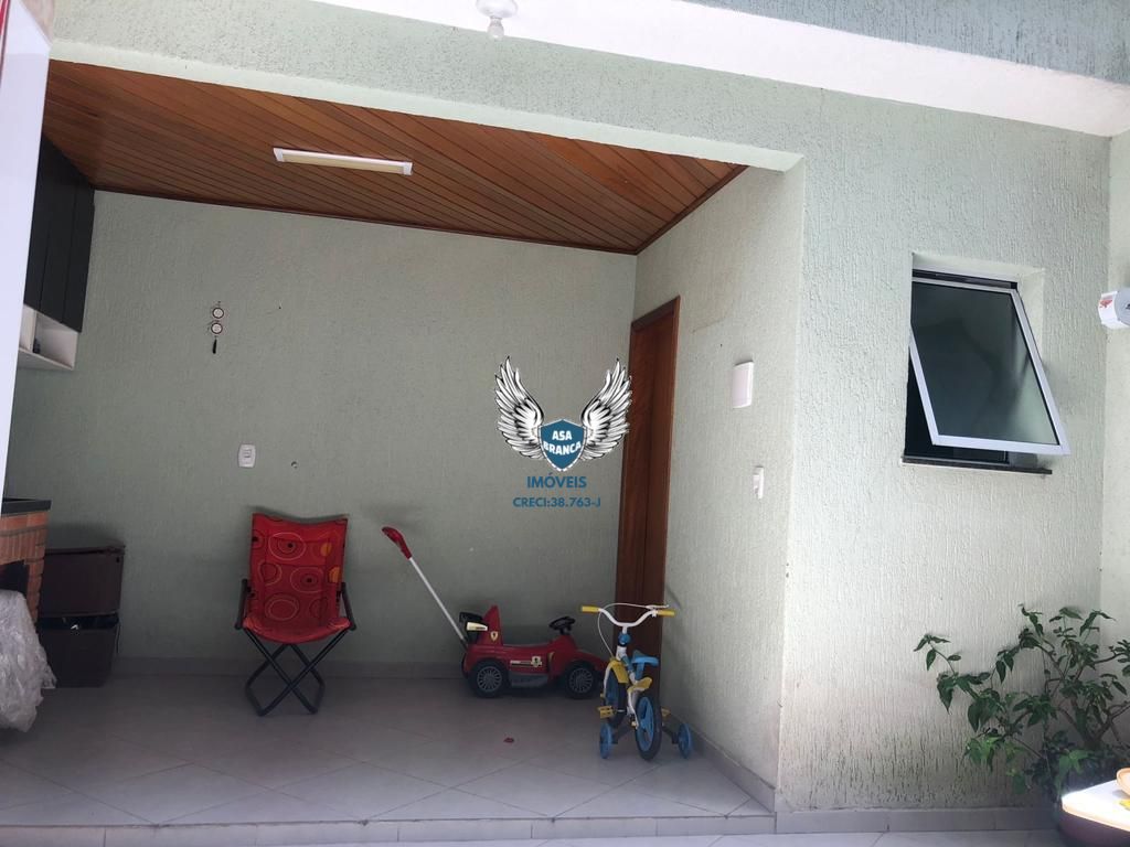 Sobrado no tremembé com 03 suítes