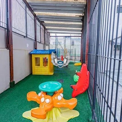 Apartamento na casa verde com 02 dormitórios e 01 vaga de garagem à 450 metros d