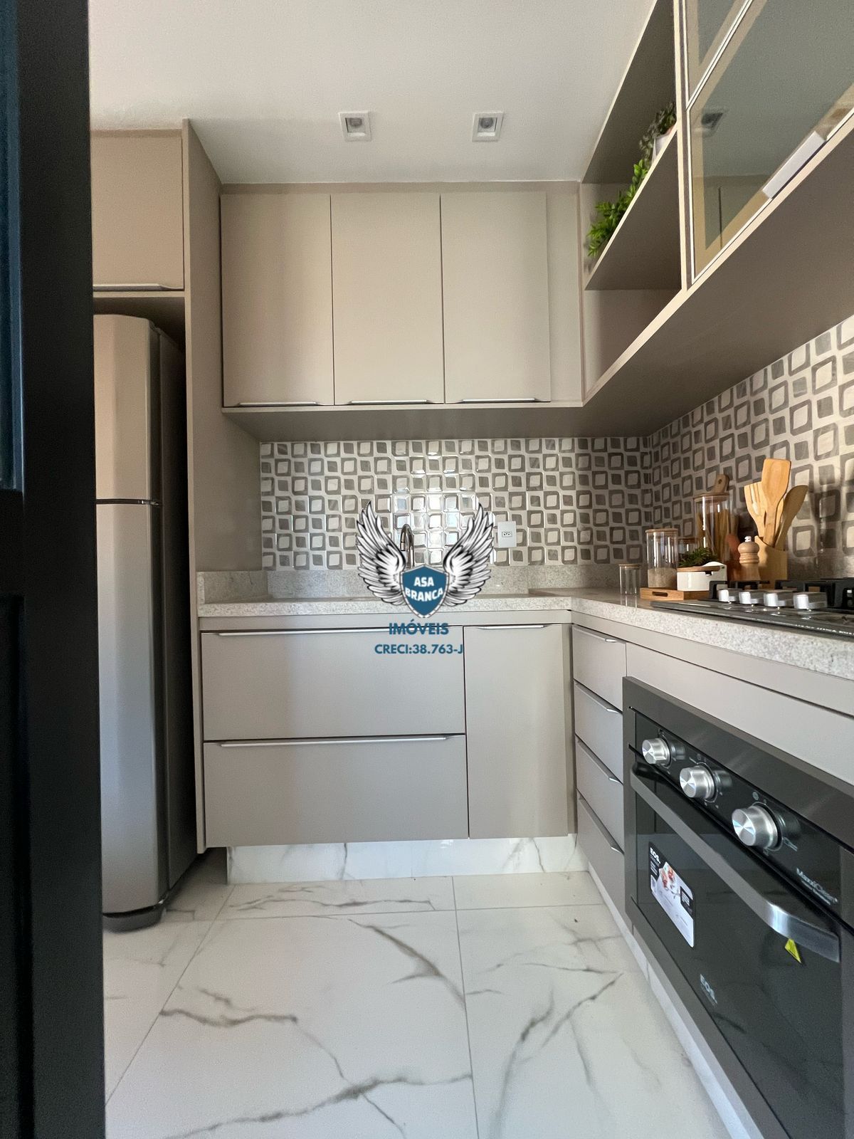Apartamento no tremembé mobiliado com 02 dormitórios e 01 vaga de garagem, 02 an