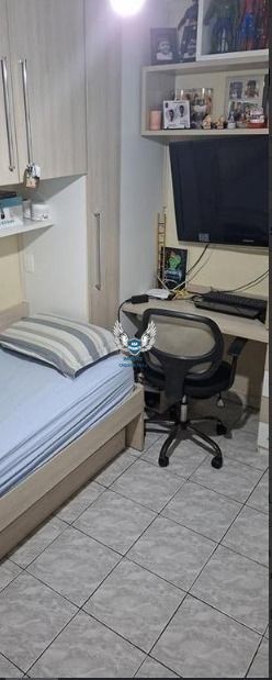 Sobrado no jardim peri 02 dormitórios sendo 01 suíte e 02 vagas de garagem