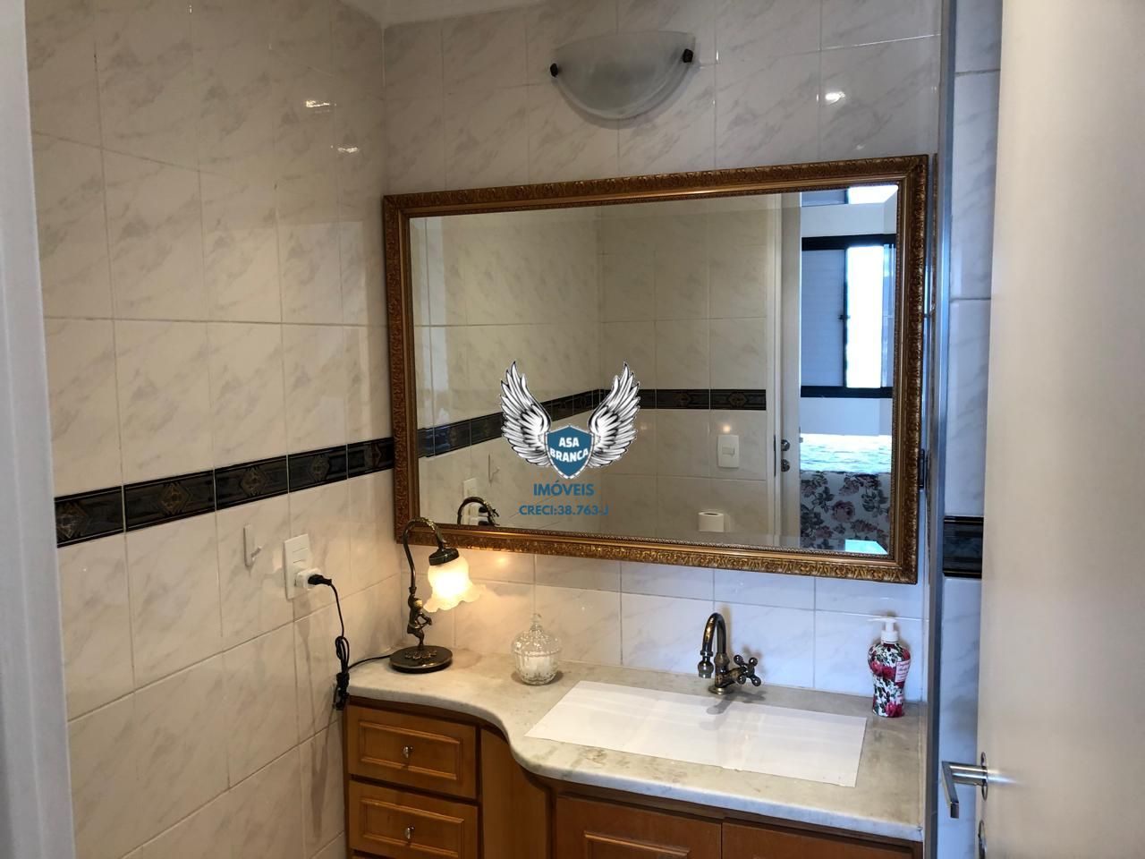 Apartamento na vila albertina todo mobiliado 03 dormitório sendo 01 suíte e 02 v