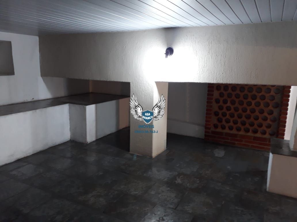 Casa térrea no tucuruvi com 03 dormitórios 01 suíte