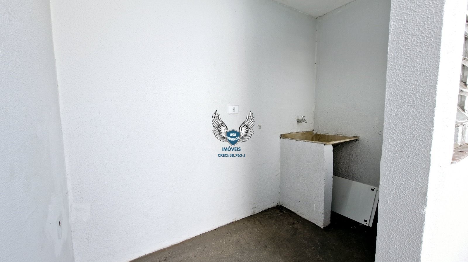 Sobrado com 3 Dormitórios à venda, 150 m² por R$ 485.000,00 Sobrado com 3 Dormitórios à venda, 150 m² por R$ 485.000,00