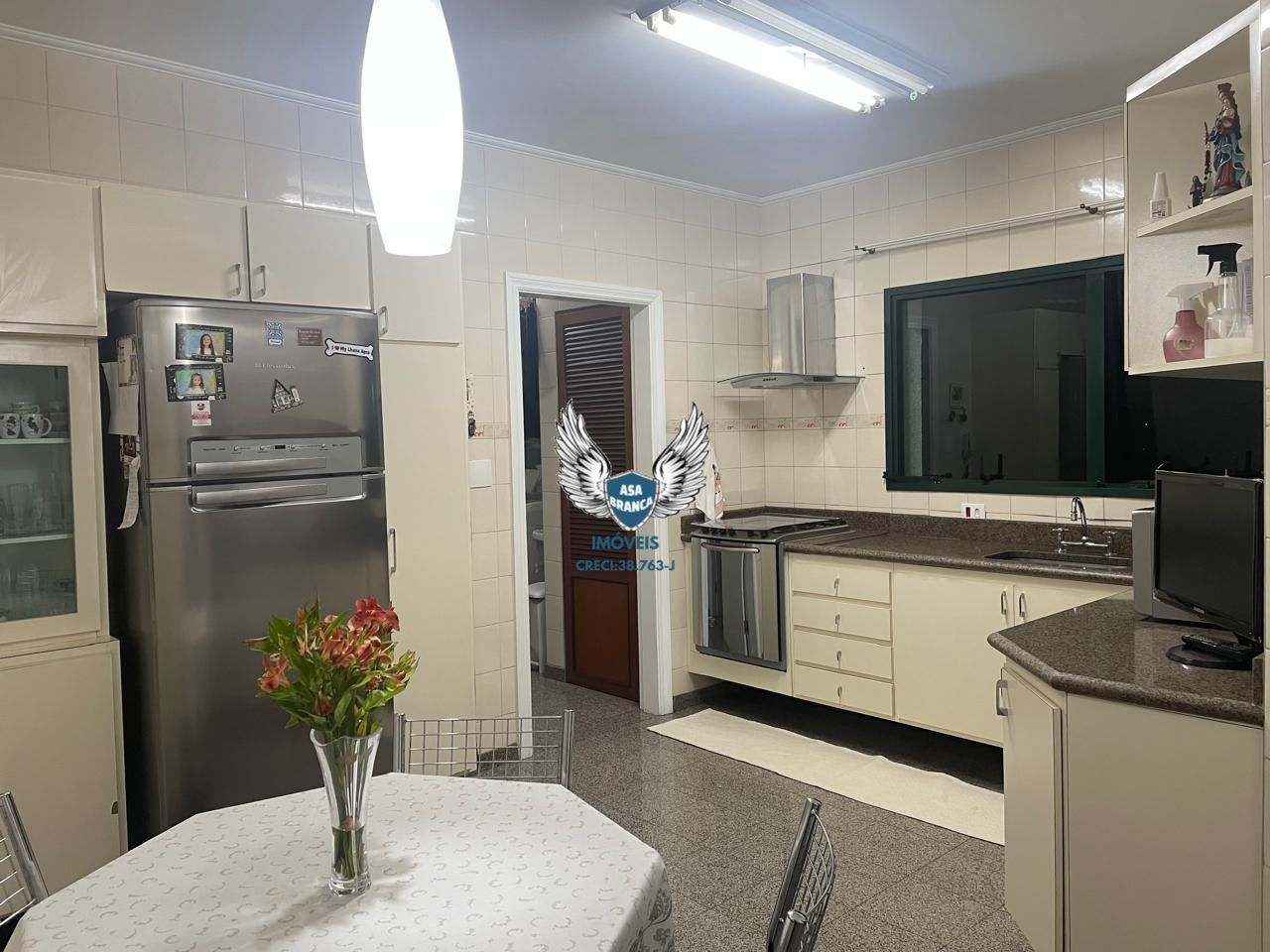 Apartamento mobiliado de alto padrão em santana com 03 dormitórios sendo 01 suít