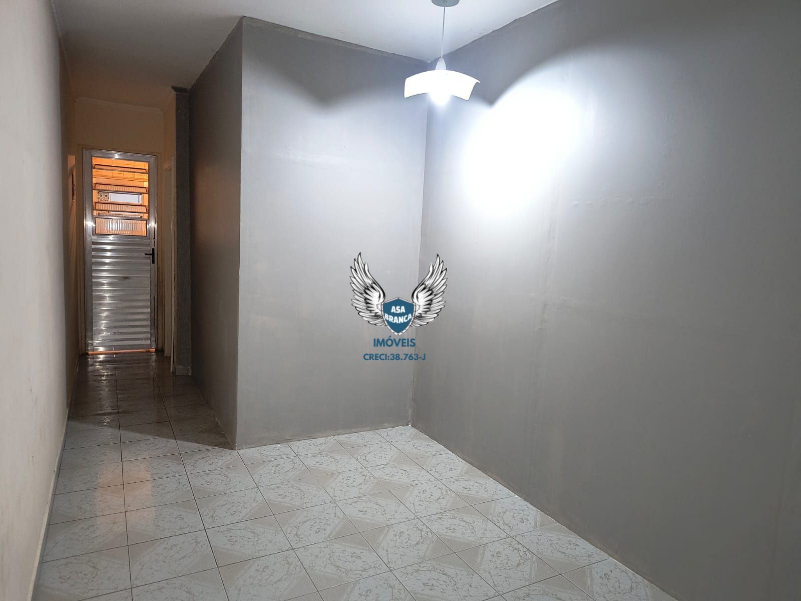 Sobrado no tremembé 02 dormitórios e 01 vaga de garagem
