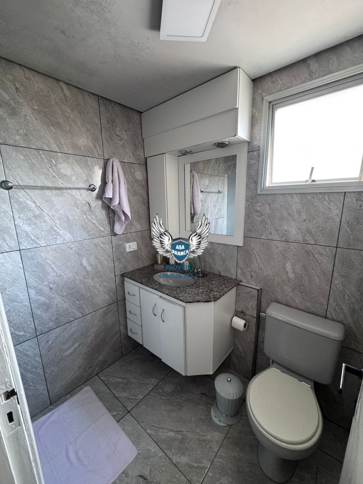 Apartamento com sacada bairro santa terezinha com 02 dormitório e 01 vaga de ga