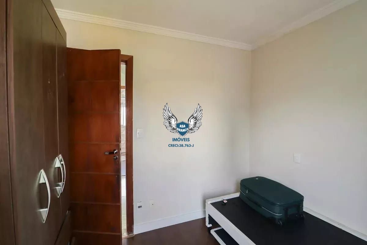 Sobrado na casa verde com 03 dormitórios sendo 01 suíte e 04 vagas de garagem em