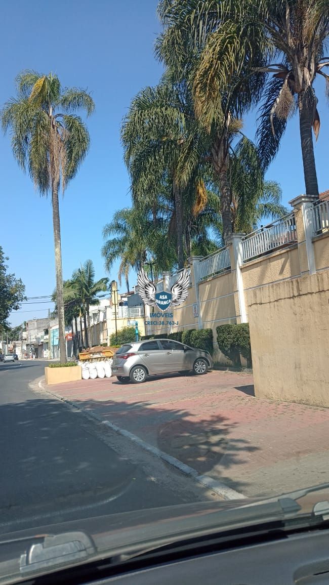 Sobrado em condomínio fechado em guarulhos com 03 dormitórios sendo 01 suíte , à