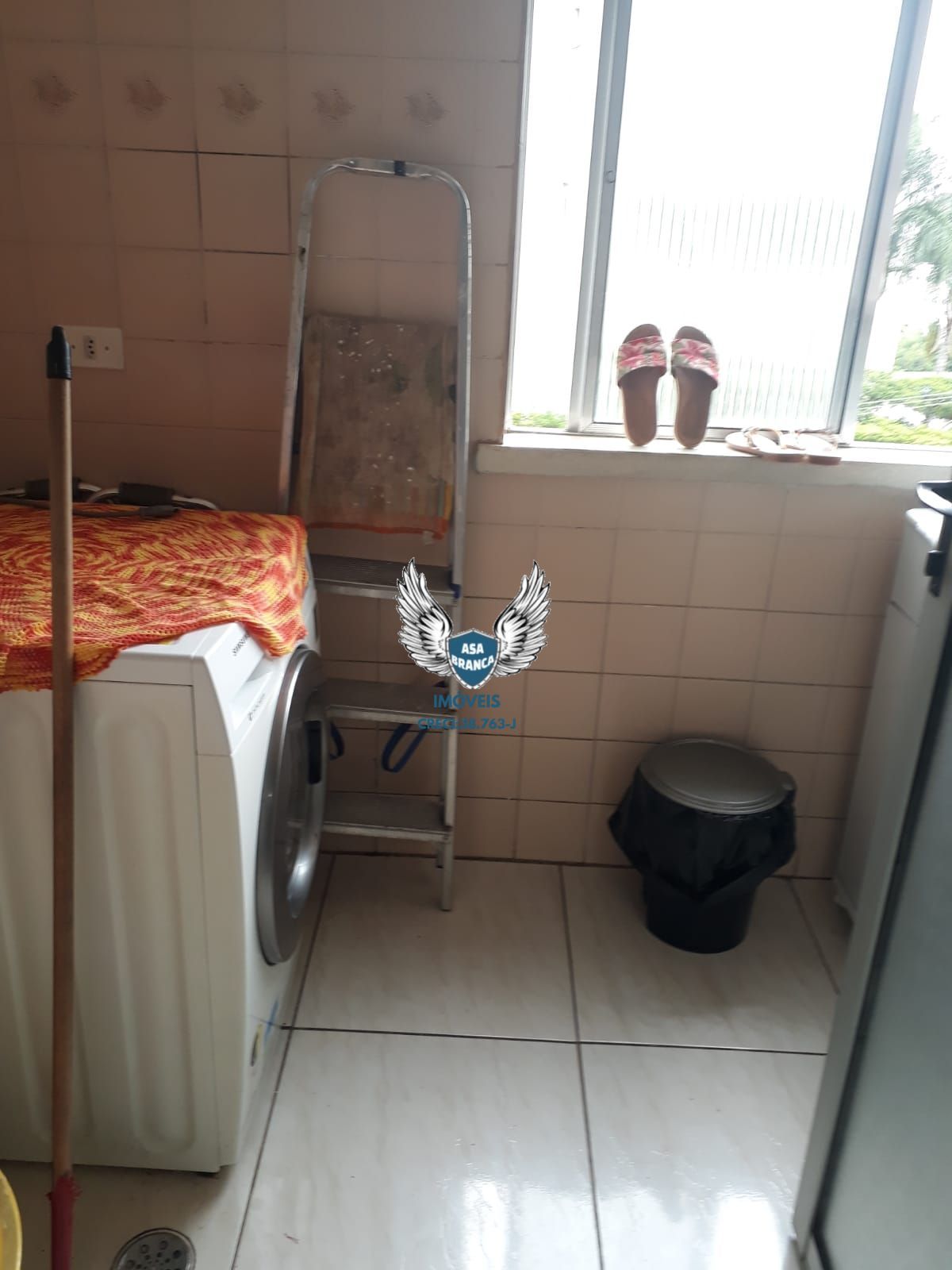 Apartamento na vila amélia com 02 dormitórios e 01 vaga de garagem