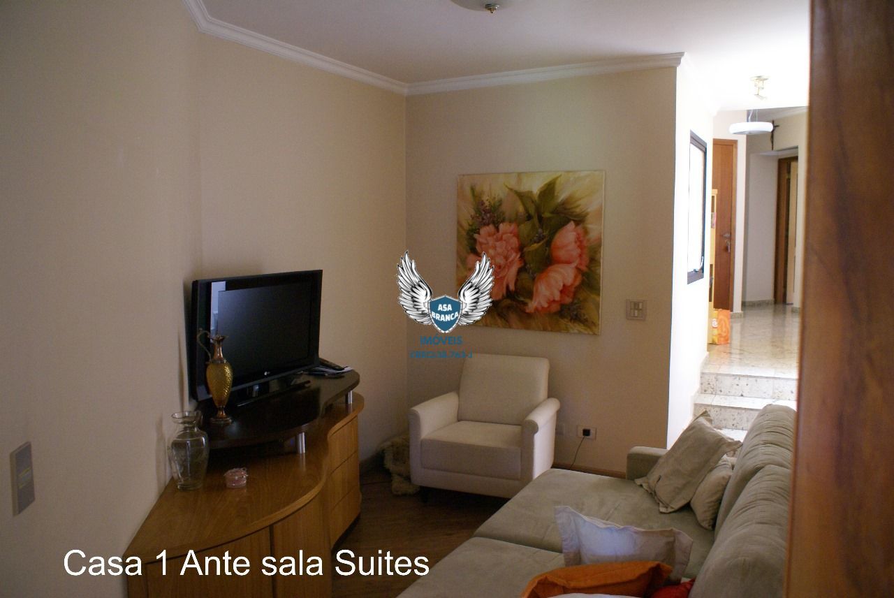 Imóvel com duas casas no terreno