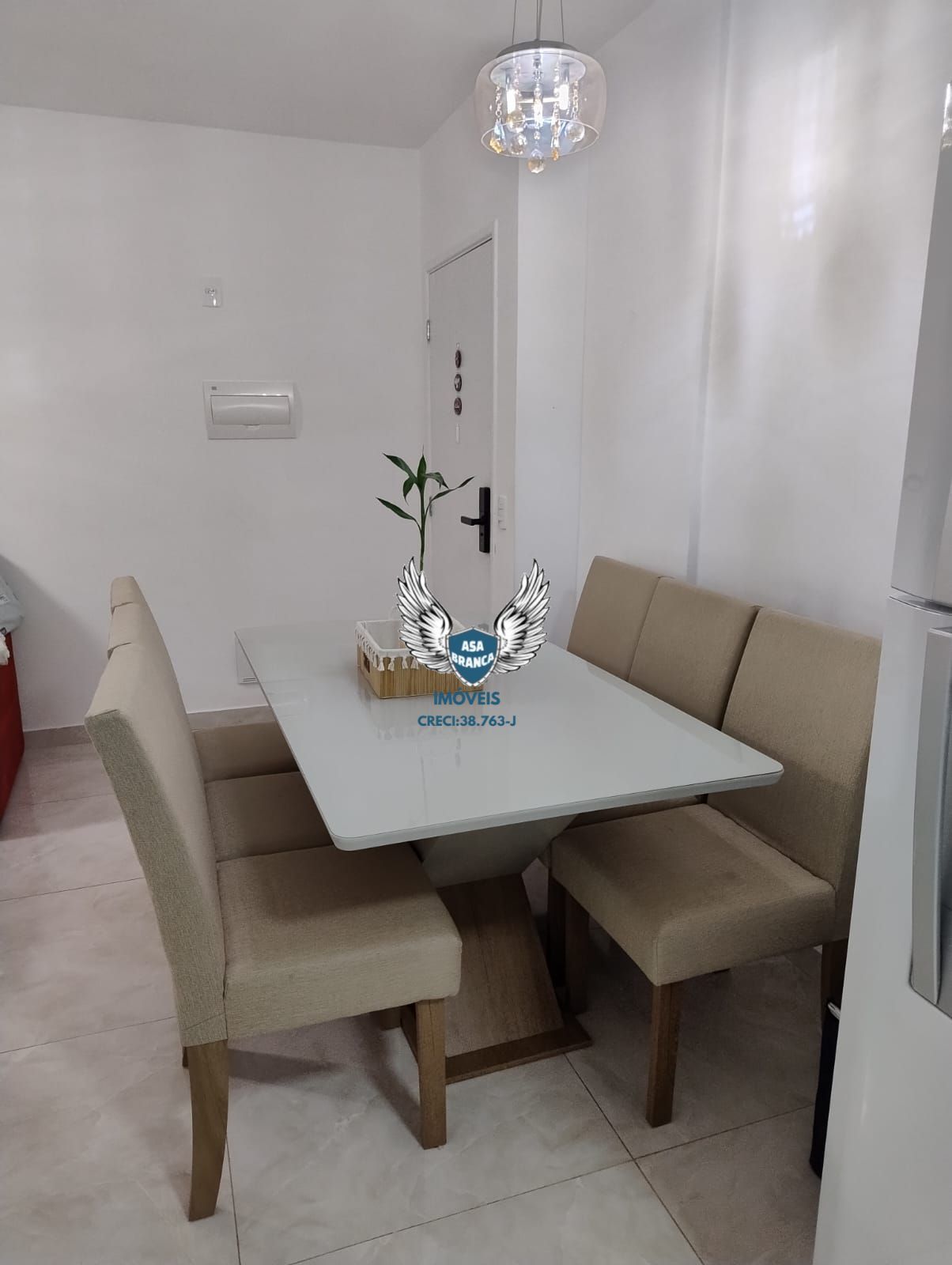 Apartamento na vila ede com 02 dormitórios e 01 vaga de gara