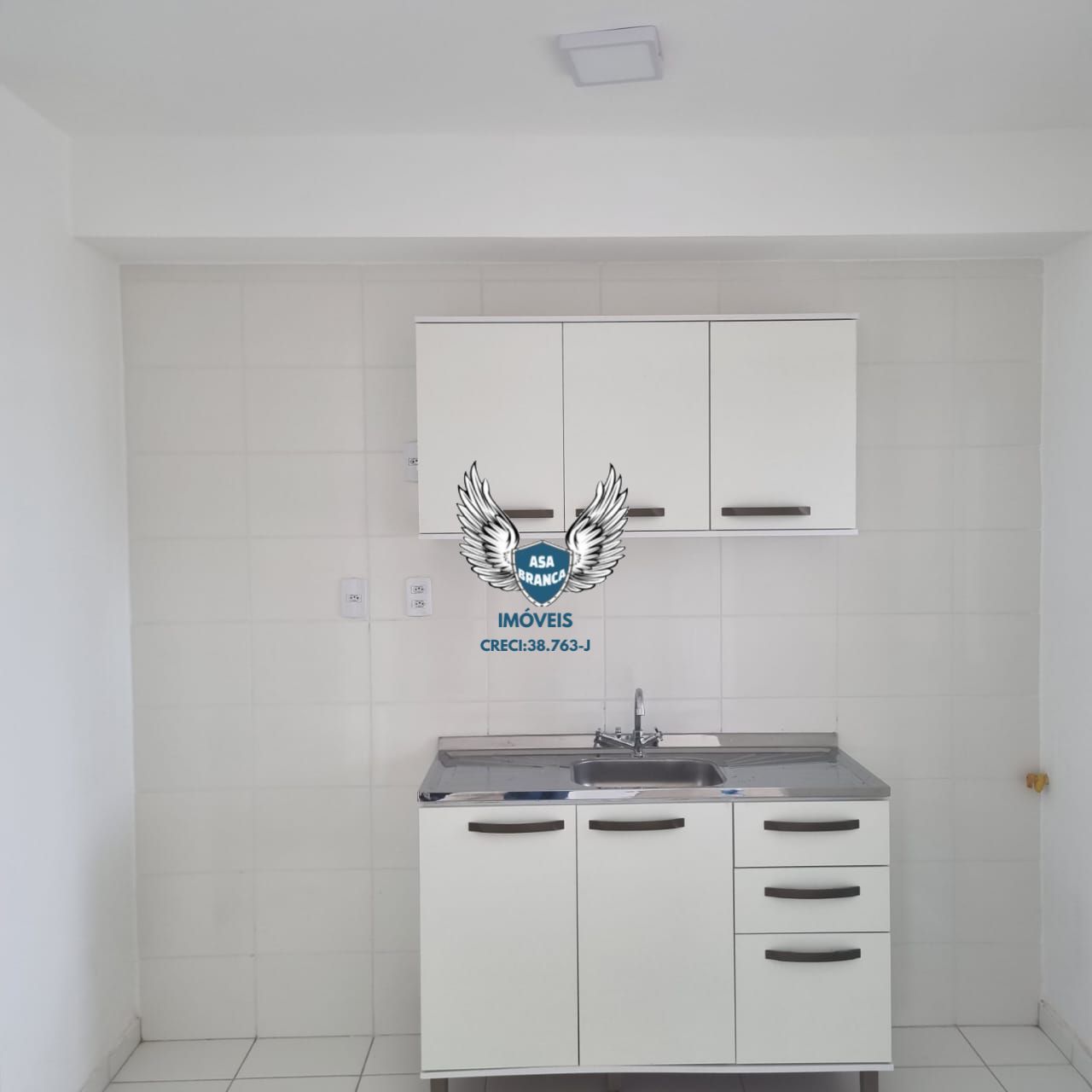 Apartamento na vila guaca com 02 dormitórios e 01 vaga de ga