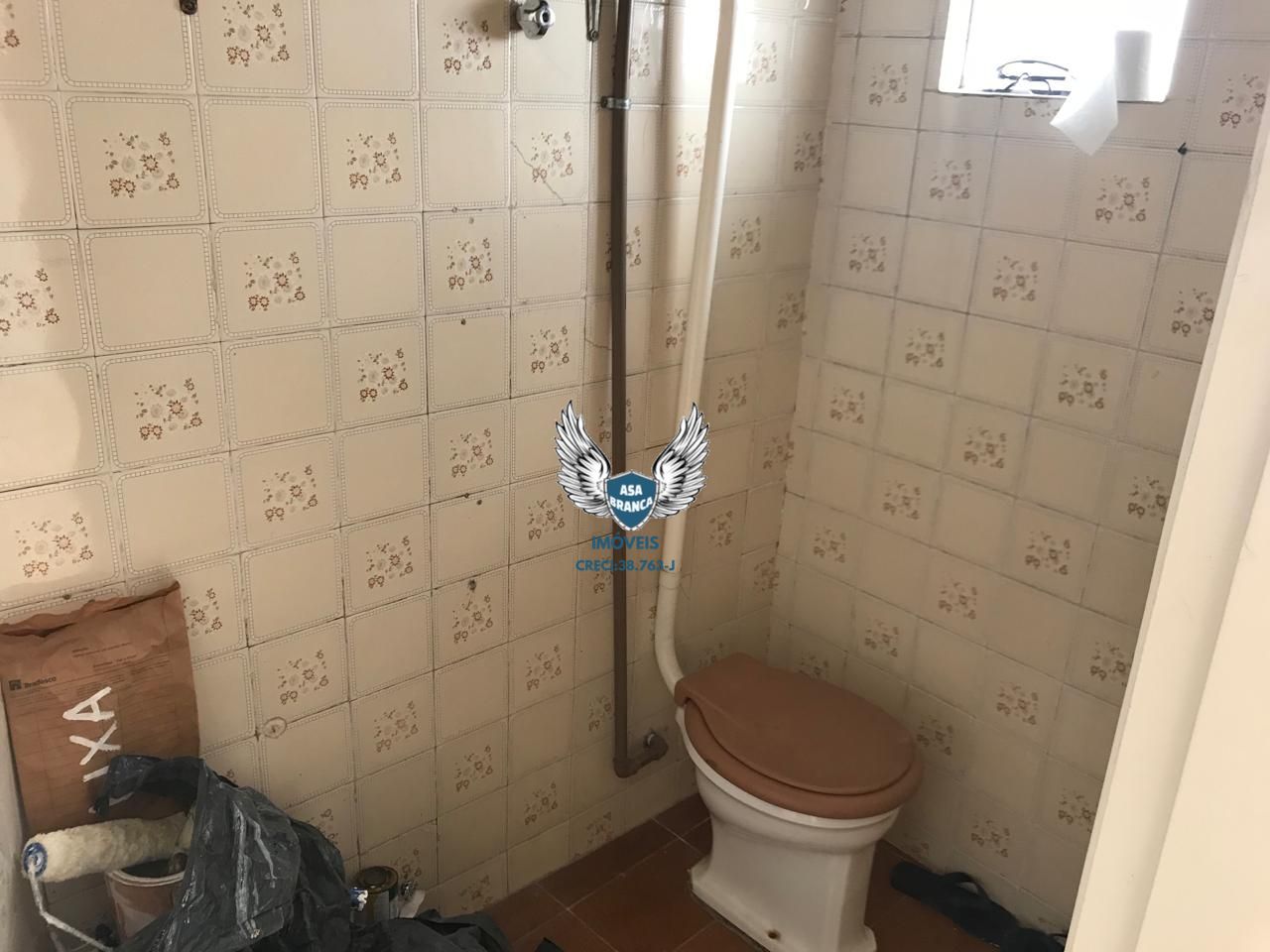 Excelente sobrado com 2 Dormitórios, possui 1 vaga de garagem, Próximo do Horto