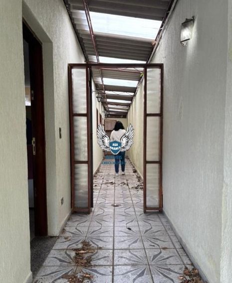 Sobrado no tremembe com 03 dormitórios sendo 01 suíte e 04 vagas de garagem