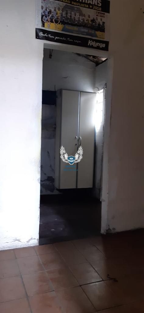 Imóvel para venda com duas casas no terreno