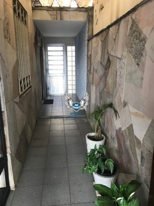 Sobrado na isolina mazzei com 03 dormitórios e edicula com banheiro e 02 vagas d