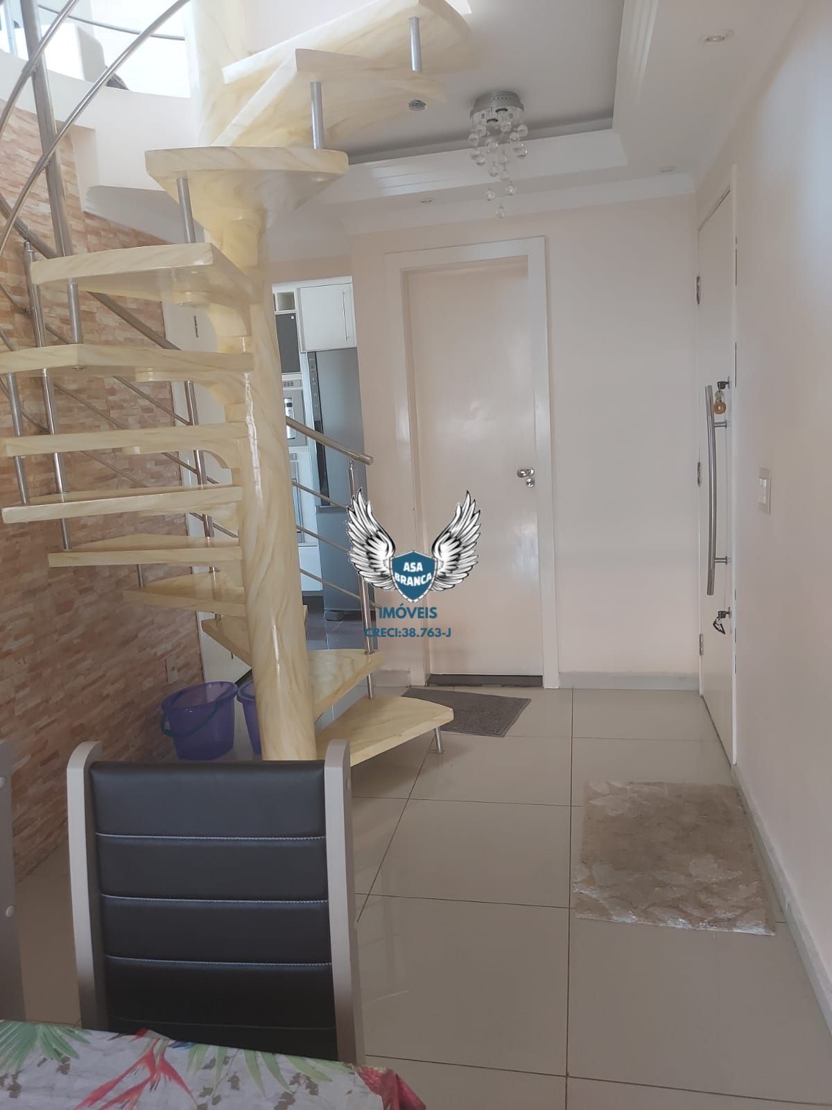 Cobertura duplex na vila amália com 02 dormitórios e 01 vaga de garagem de (p