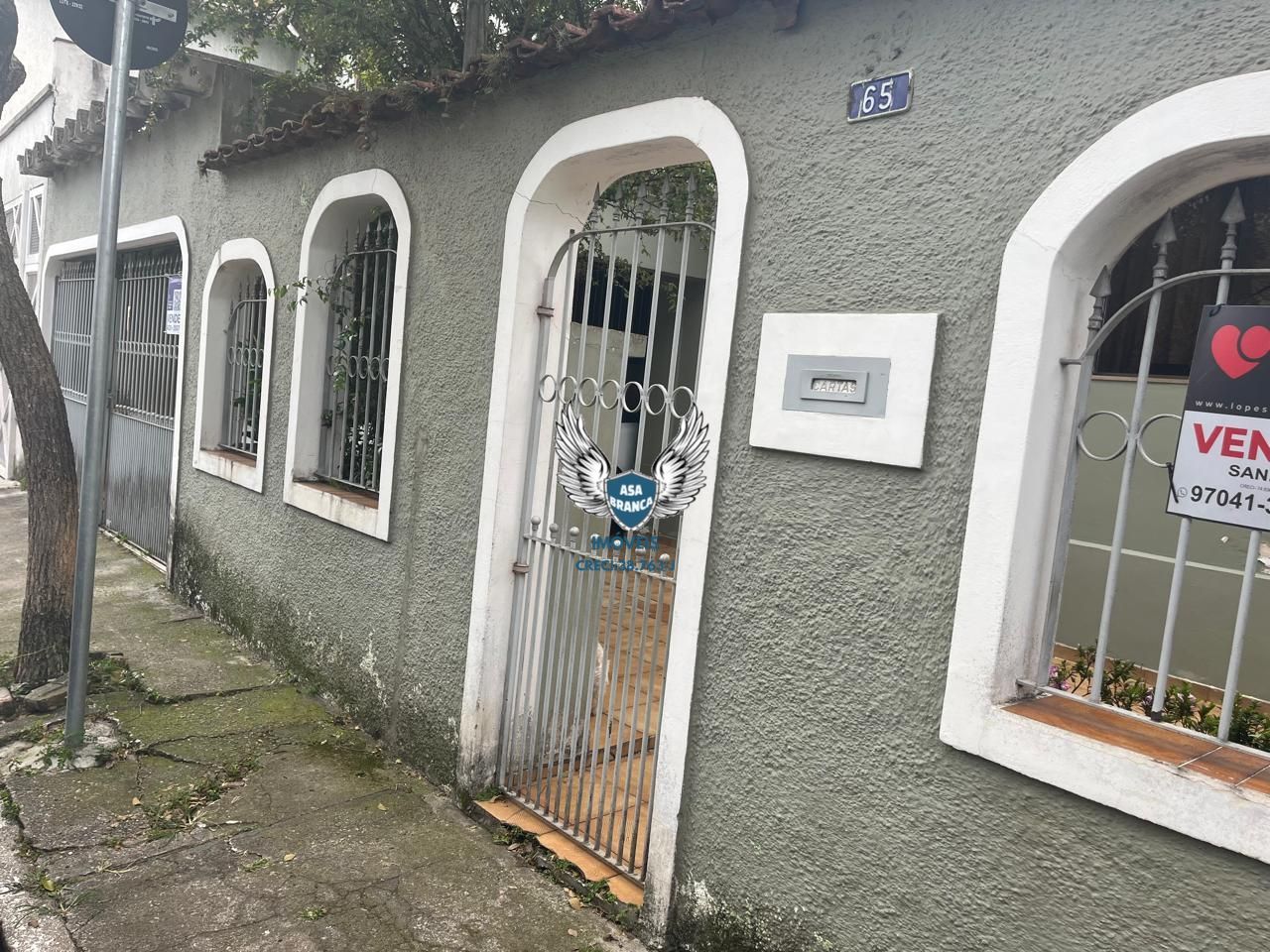 Sobrado em santana com 03 dormitórios sendo 01 suíte e 02 vagas de garagem, com