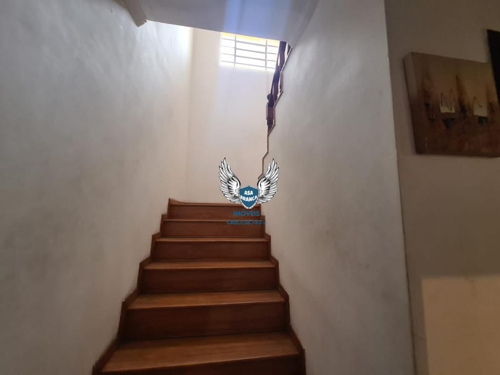 Casa térrea na casa verde com 04 dormitórios sendo 02 suítes