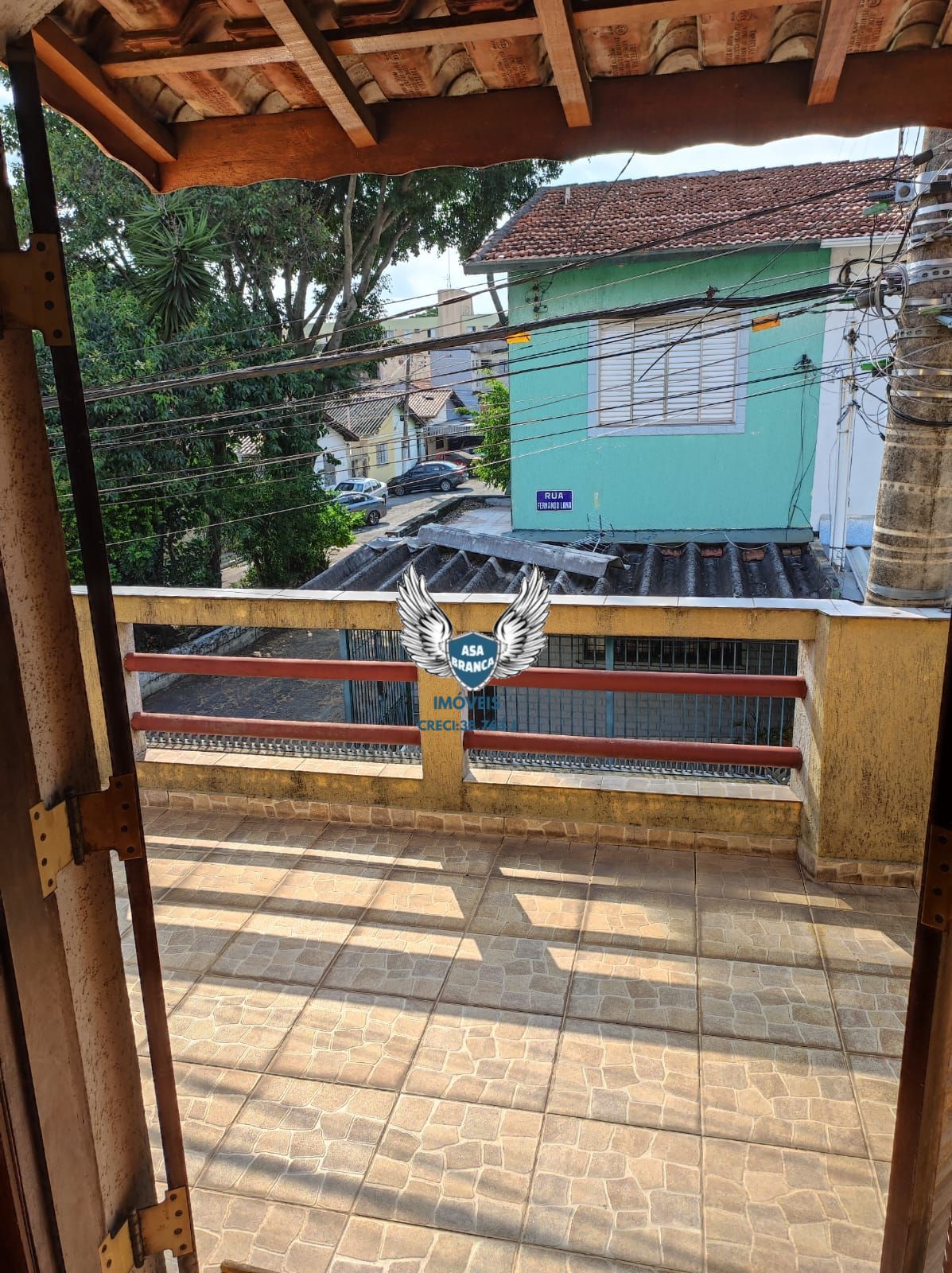 Sobrado no jaçana com 02 dormitórios e 02 vagas de garagem + edicula